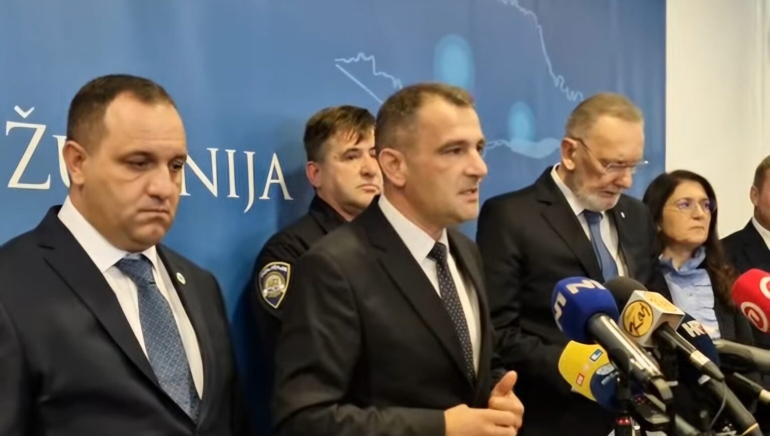 Župan Posavec oštro ‘opleo’ po romskoj nacionalnoj manjini