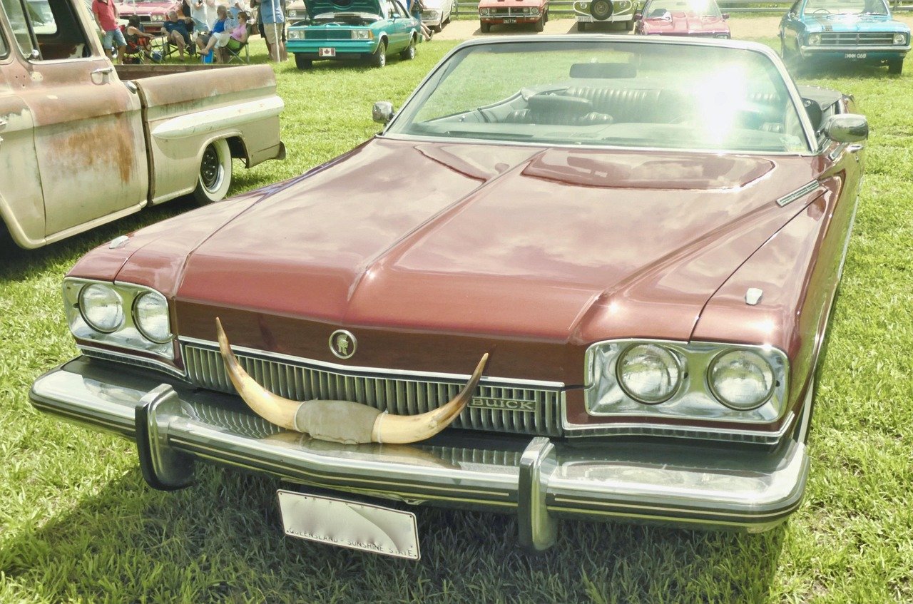 Internetska prijevara s oldtajmerom – primamljiva cijena, skupa lekcija