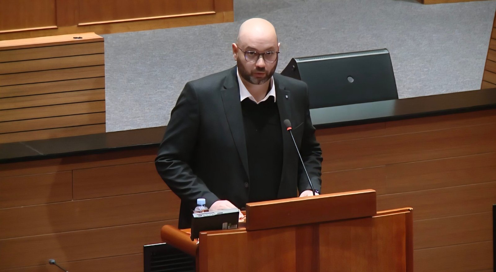 Baksa: Dom ne smije biti luksuz: Tražim puni povrat PDV-a za mlade obitelji!