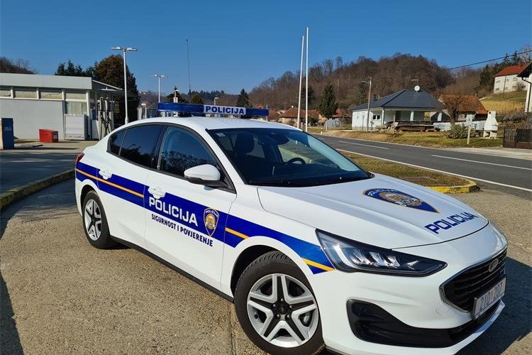 PROMETNA NESREĆA U SVETOM MARTINU NA MURI: Automobil naletio na biciklista