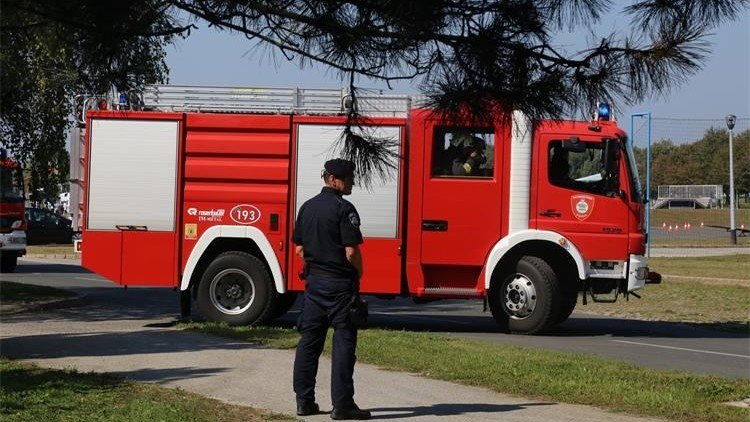 Drama u Ulici Nikole Tesle: Predstavnici kluba sami gasili vatru kako bi spasili prostorije!