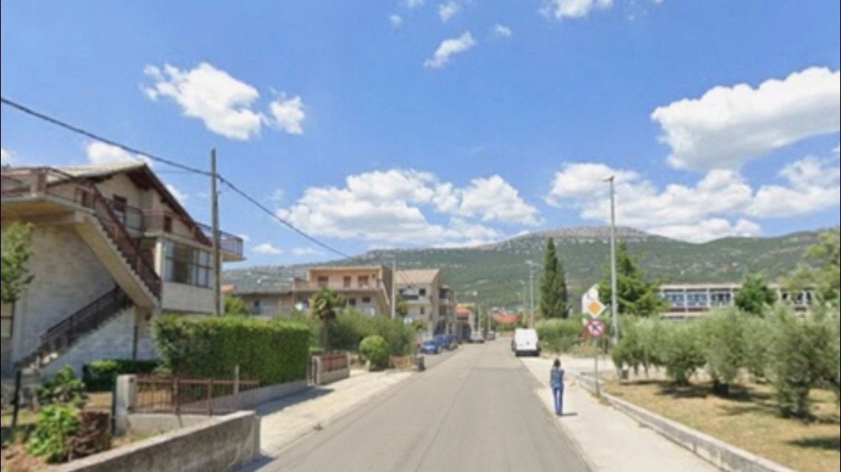POLICIJA TRAGA ZA VOZAČEM